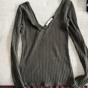 Wilfred Free sweater